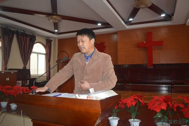 2,《不能忘记》 3,《这条路上我们一起走