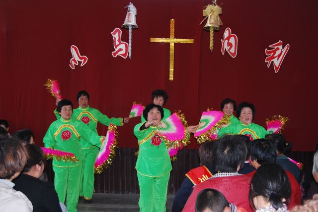 阳城县基督教凤城教会欢度复活节音乐赞美会 阳城县基督教凤城教会欢度复活节音乐赞美会
